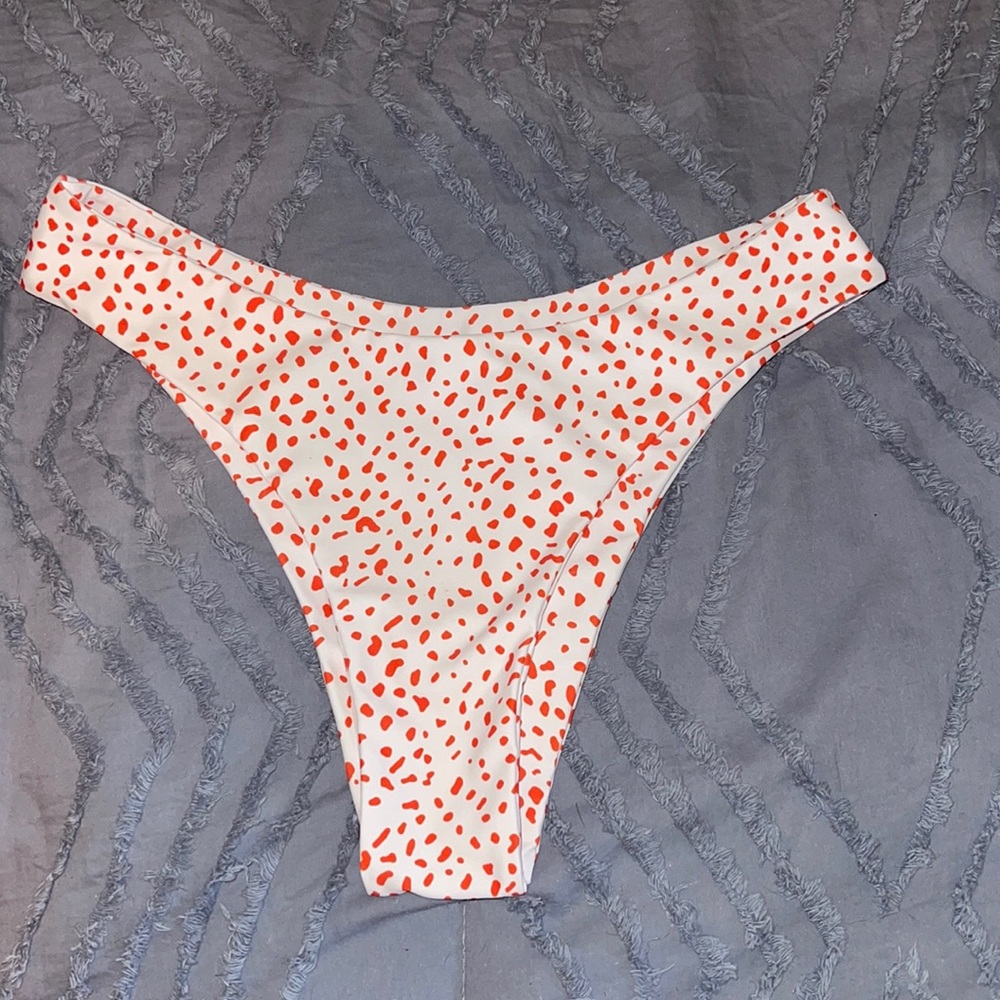 ROMWE Cheeky Bottoms